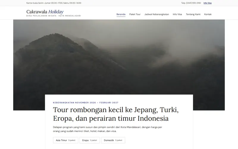 Tampilan halaman awal Cakrawala Holiday